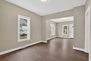 1011 15th St, Rockford, IL 61104 - Photo 7