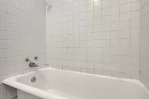 3746 W Irving Park Rd, Chicago, IL 60618 - Photo 9