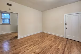 3746 W Irving Park Rd, Chicago, IL 60618 - Photo 3