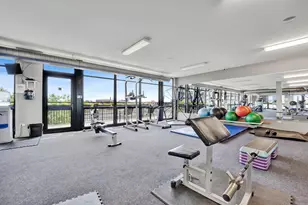 1071 W 15th St, Chicago, IL 60608 - Photo 23