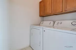 1129 N Claremont Dr, Palatine, IL 60074 - Photo 25