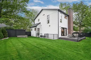 598 Birch St, Winnetka, IL 60093 - Photo 31