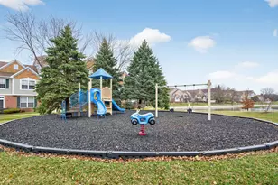 1293 Georgetown Way, Vernon Hills, IL 60061 - Photo 39