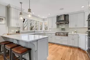 6555 Shabbona Rd, Indian Head Park, IL 60525 - Photo 21