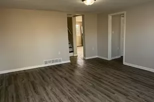 621 Mohawk St, Joliet, IL 60432 - Photo 11