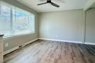 2704 Myang Ave, McHenry, IL 60050 - Photo 9
