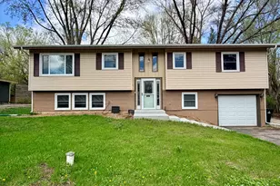 2704 Myang Ave, McHenry, IL 60050 - Photo 33