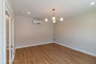 6749 S Langley Ave, Chicago, IL 60637 - Photo 19