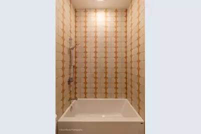 6749 S Langley Avenue, Chicago, IL 60637 - Photo 11