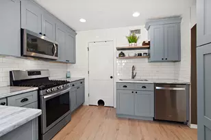 6827 Hickory St, Tinley Park, IL 60477 - Photo 9