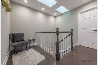 7002 Lorel Avenue, Skokie, IL 60077 - Photo 11