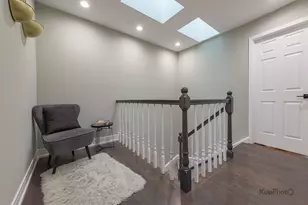 7002 Lorel Ave, Skokie, IL 60077 - Photo 11