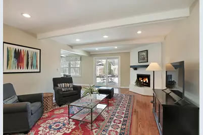 3806 Michael Lane, Glenview, IL 60026 - Photo 7