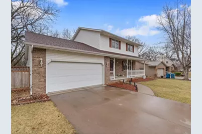 704 E 6th Street, Coal Valley, IL 61240 - Photo 3