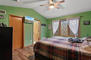 704 E 6th St, Coal Valley, IL 61240 - Photo 31