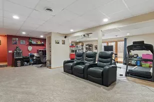 704 E 6th St, Coal Valley, IL 61240 - Photo 43