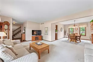 9160 Wheeler Dr, Orland Park, IL 60462 - Photo 11