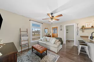 435 E Market St, Somonauk, IL 60552 - Photo 5