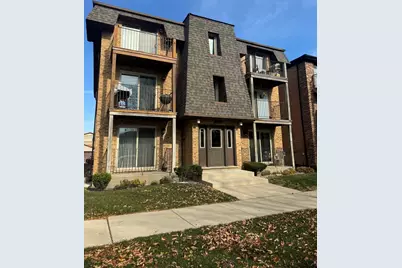 6710 S 64 Place #1E, Chicago, IL 60638 - Photo 1