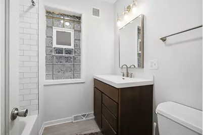 4045 W Nelson Street, Chicago, IL 60641 - Photo 19