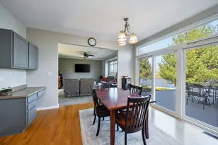 445 Kelly Ave, Yorkville, IL 60560 - Photo 13