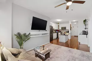 1717 S Prairie Ave, Chicago, IL 60616 - Photo 3