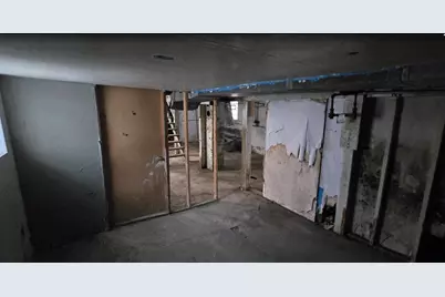 121 W 109th Place, Chicago, IL 60628 - Photo 7