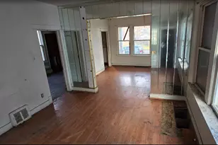 121 W 109th Pl, Chicago, IL 60628 - Photo 3