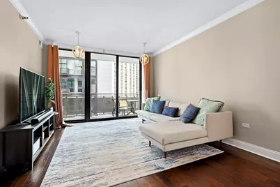 744 N Clark Street #501, Chicago, IL 60654 - Photo 9