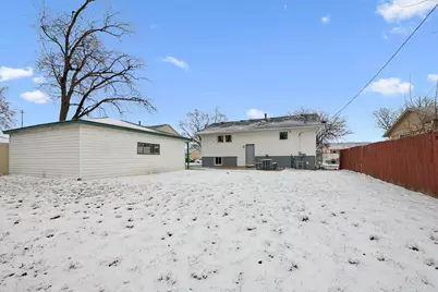 135 Ambassador Avenue, Romeoville, IL 60446 - Photo 15