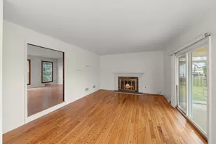 966 W Bauer Rd, Naperville, IL 60563 - Photo 11