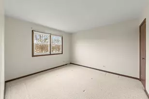 966 W Bauer Rd, Naperville, IL 60563 - Photo 21