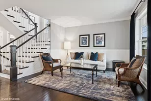 374 N Myrtle Ave, Elmhurst, IL 60126 - Photo 11