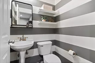 1012 S Loomis St, Chicago, IL 60607 - Photo 15