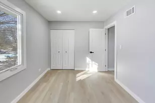 2N660 Valewood Rd, West Chicago, IL 60185 - Photo 11