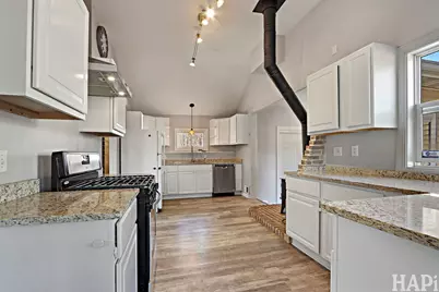 42522 N Lake Avenue, Antioch, IL 60002 - Photo 3