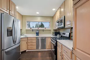 595 Ravinia Rd, Highland Park, IL 60035 - Photo 13