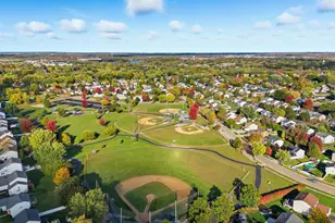 35 S London Ct, South Elgin, IL 60177 - Photo 19