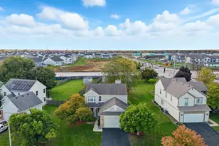 35 S London Ct, South Elgin, IL 60177 - Photo 23