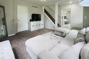 306 11th Ave, Sterling, IL 61081 - Photo 9