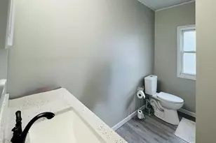 306 11th Ave, Sterling, IL 61081 - Photo 15