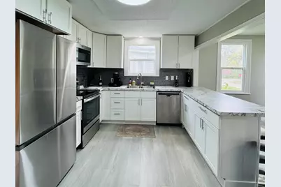 306 11th Avenue, Sterling, IL 61081 - Photo 5