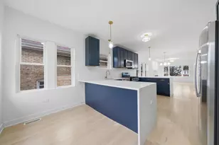 1913 East Ave, Berwyn, IL 60402 - Photo 9