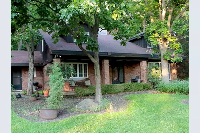 18238 W Gages Lake Road, Grayslake, IL 60030 - Photo 5