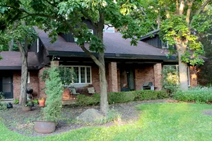 18238 W Gages Lake Rd, Grayslake, IL 60030 - Photo 5