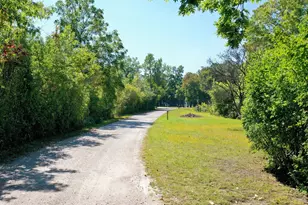 18238 W Gages Lake Rd, Grayslake, IL 60030 - Photo 23