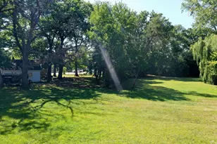 18238 W Gages Lake Rd, Grayslake, IL 60030 - Photo 19