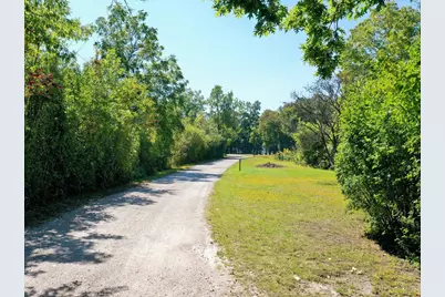 18238 W Gages Lake Road, Grayslake, IL 60030 - Photo 11