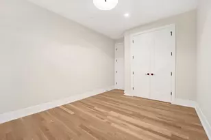 3352 N Ashland Ave, Chicago, IL 60657 - Photo 15