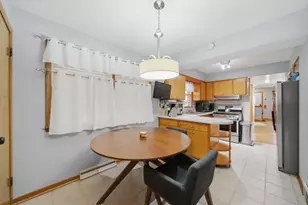 2049 N Kildare Ave, Chicago, IL 60639 - Photo 11